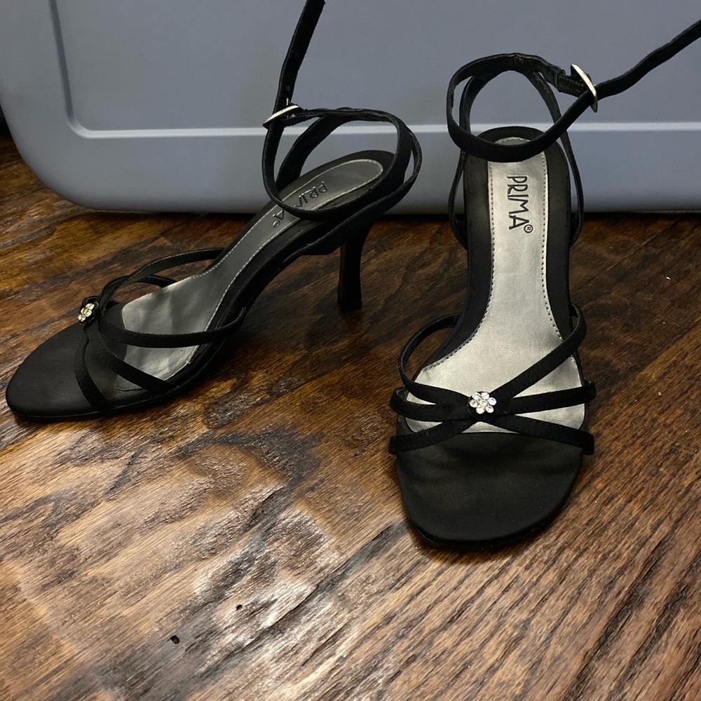 Black Strappy Women's Sandals